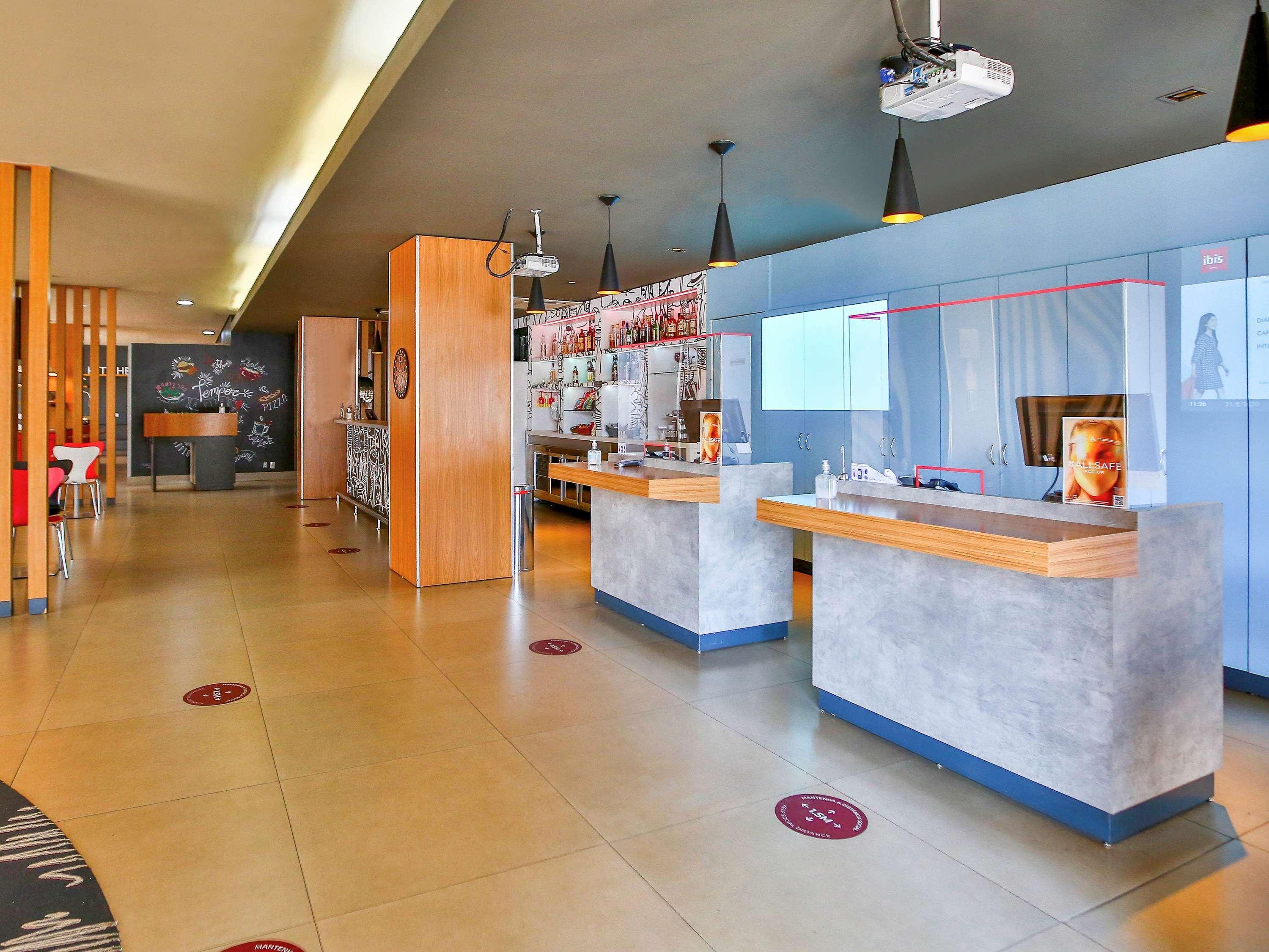 Ibis Goiania Hotell Exteriör bild